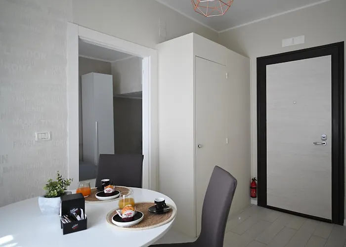 Sogno In Via Dante Apartament *